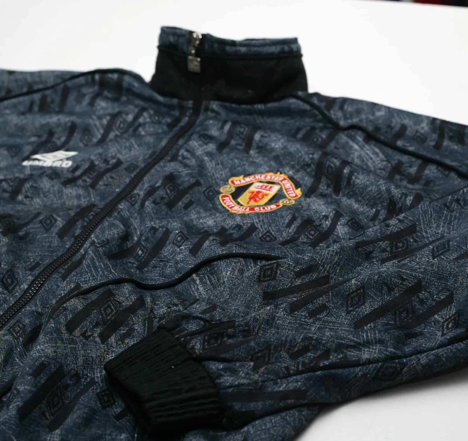 1992/93 MANCHESTER UNITED Vintage Umbro Track Top Jacket (S/M)