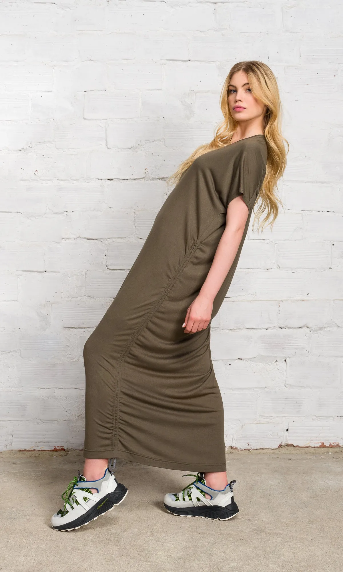 Casual Maxi Dress with Adjustable Drawstring