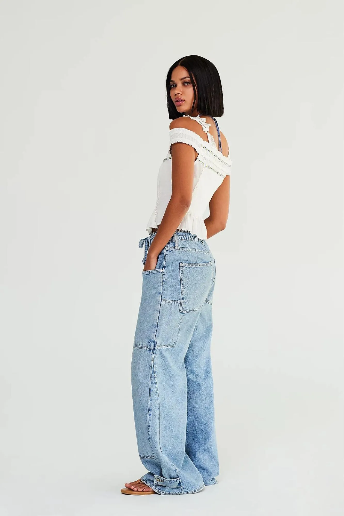 Curvy Outlaw Wide Leg Jeans