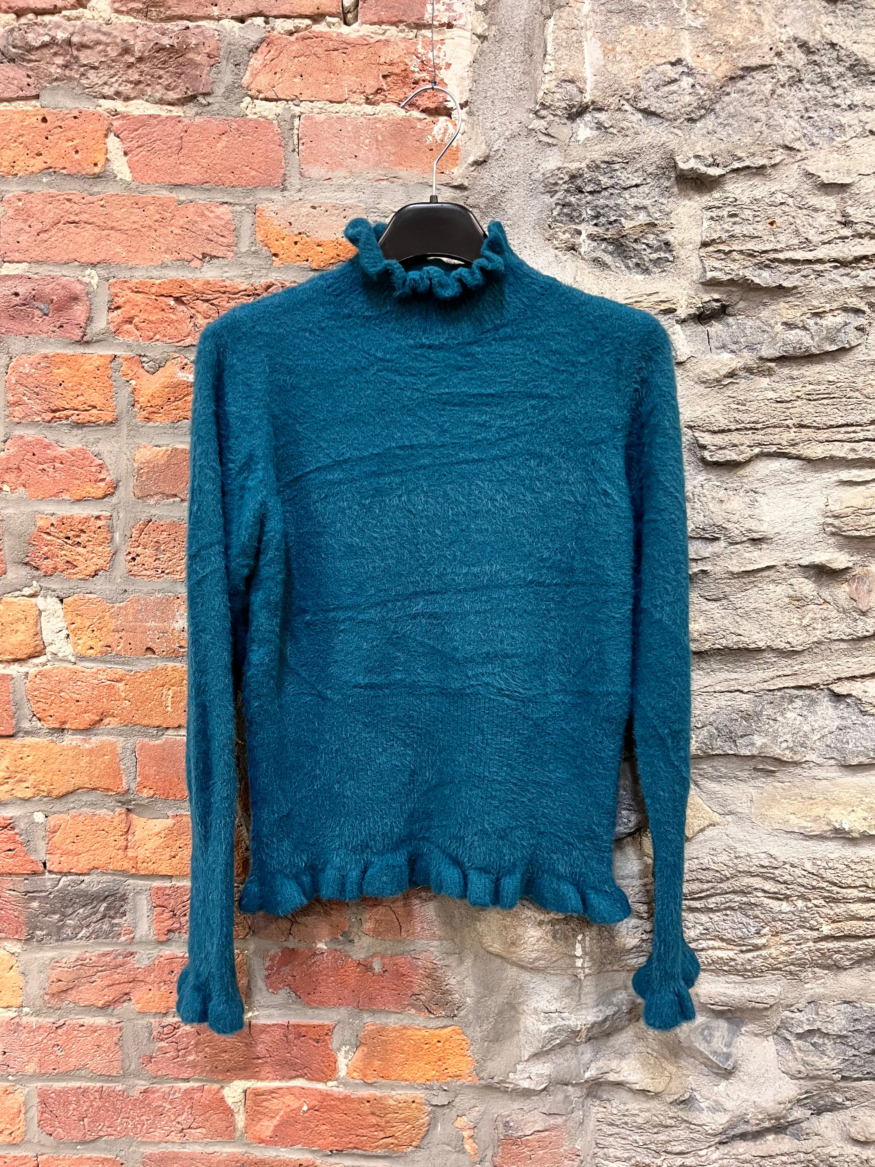 LA- 1221 Sweater