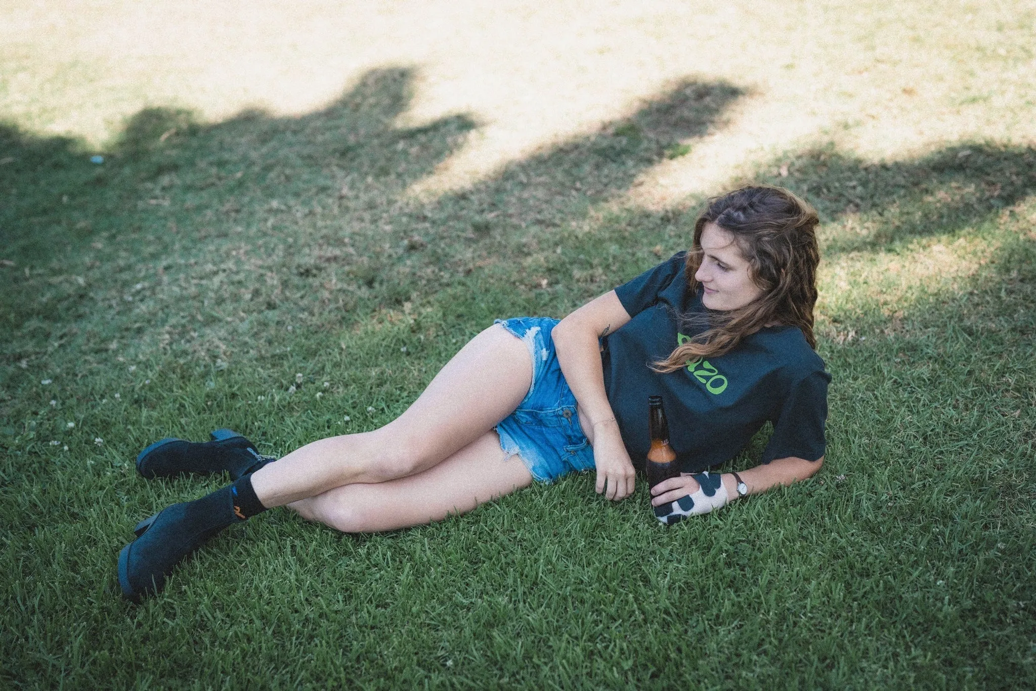 Lazo Crop Tee with Classic Logo - Faded Black