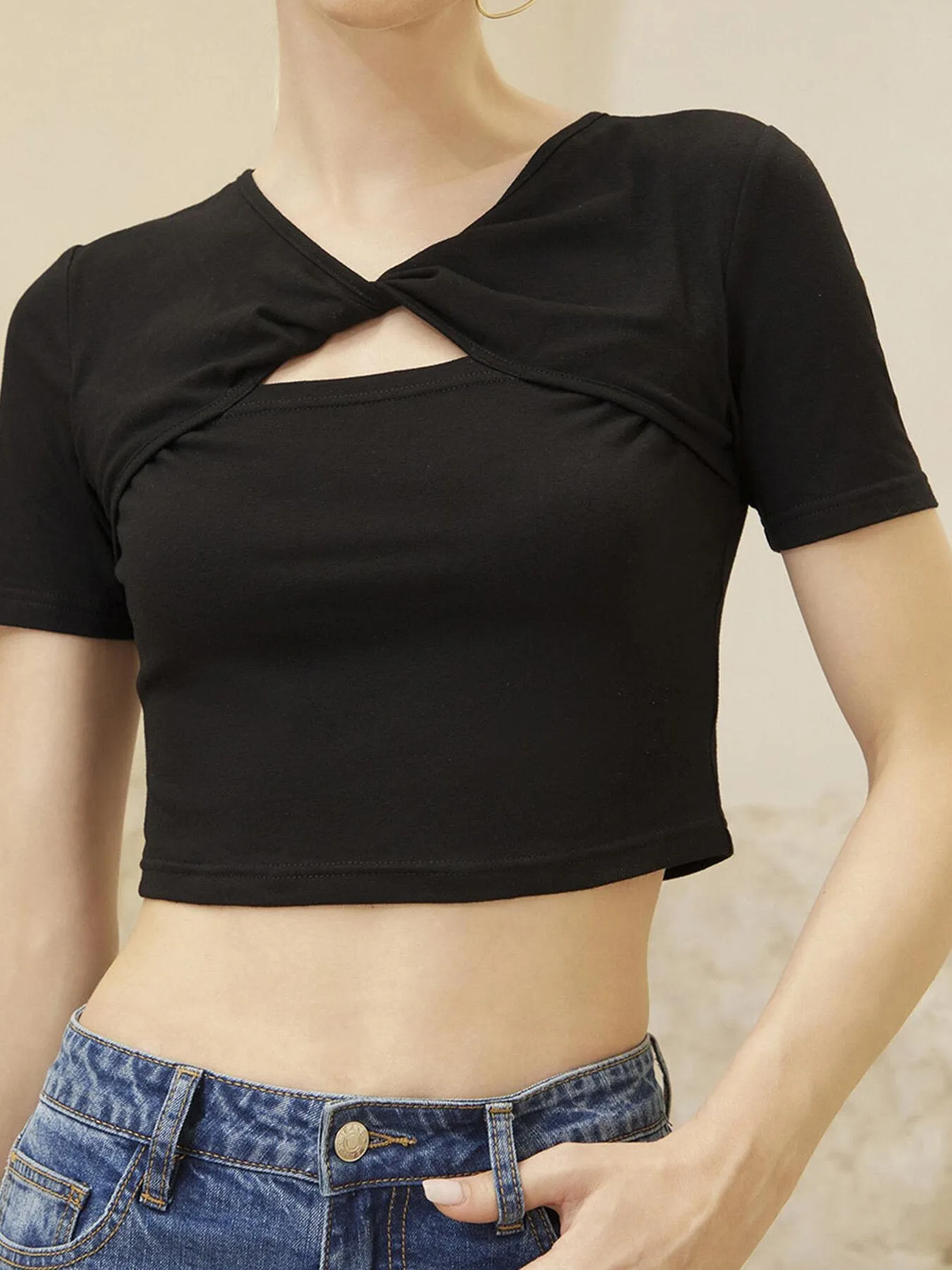 Twist Cut Out V Neck Crop Tee